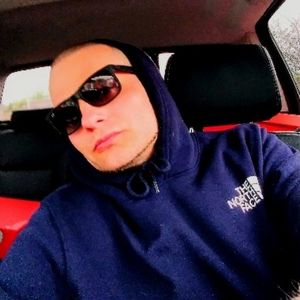 Meet your Posher, Cory